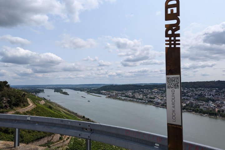 Gude Blick am Katzenloch mit QR-Code